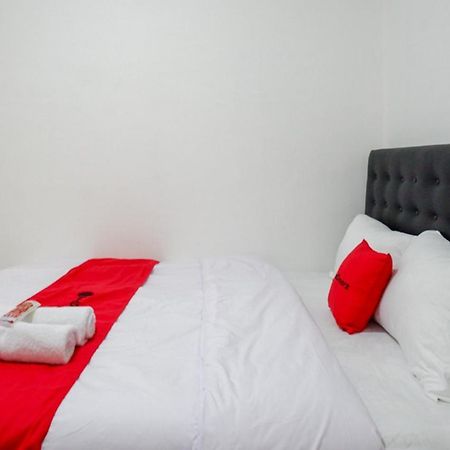 Reddoorz @ Demangan Sari Residence Pakualaman Екстер'єр фото