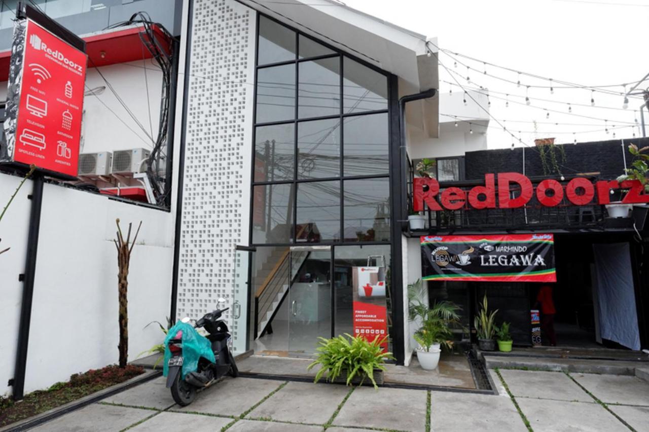 Reddoorz @ Demangan Sari Residence Pakualaman Екстер'єр фото